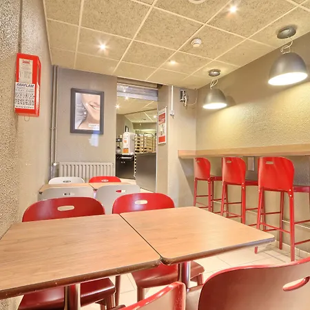 Hotel Campanile Paris Ouest -