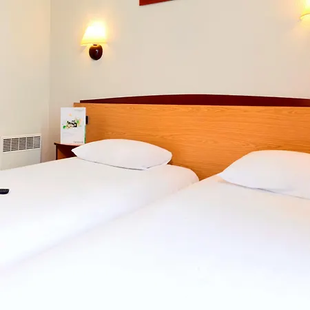Campanile Paris Ouest -