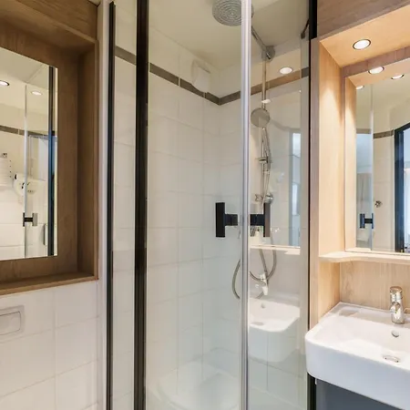 Hotel Campanile Paris Ouest -