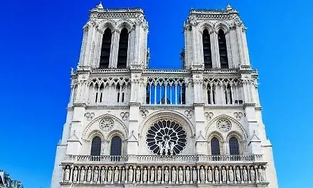 Campanile Paris Ouest - 2*